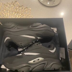 Dior Men's Black and Gray Sneakers